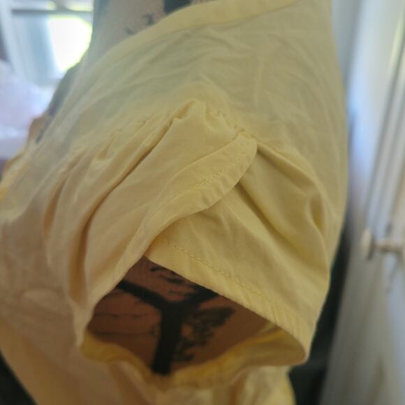 Small Levi's yellow dress ruffled pleats with tulip sleeves, excellent condition - Picture 4 of 5